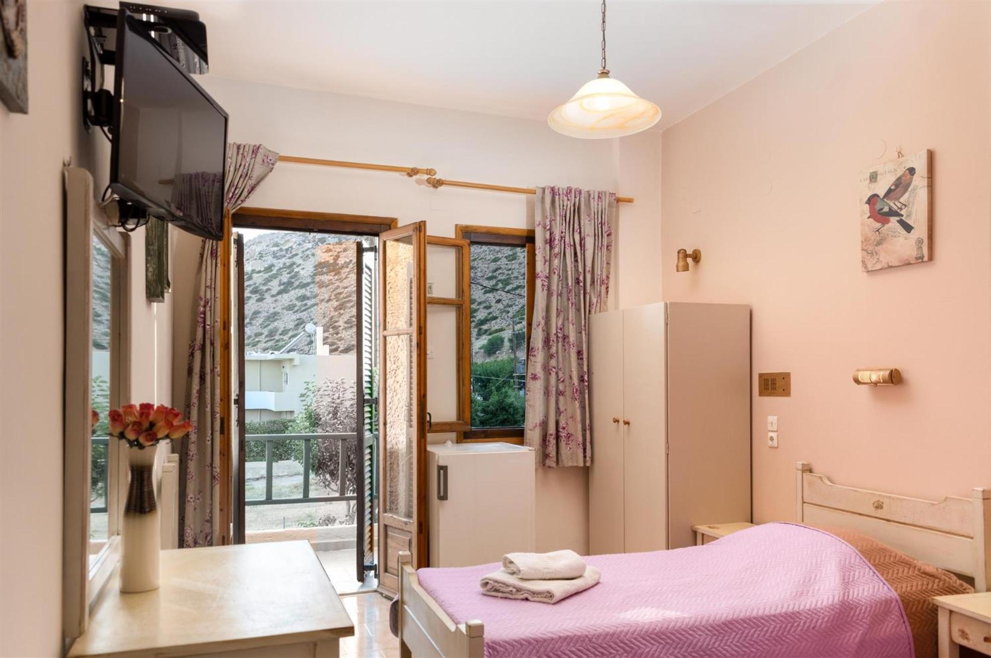 Filia Rooms Matala Eksteriør billede